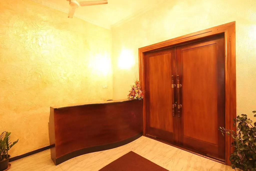 Sanoreech Hotel Negombo