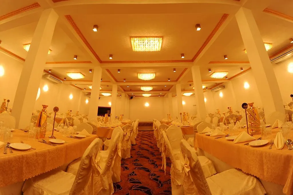Sanoreech Hotel Negombo